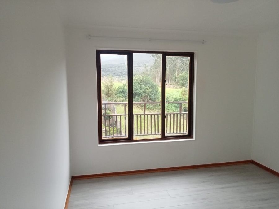 To Let 3 Bedroom Property for Rent in Heatherlands Western Cape